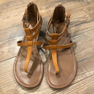 Express brown leather t-strap sandals